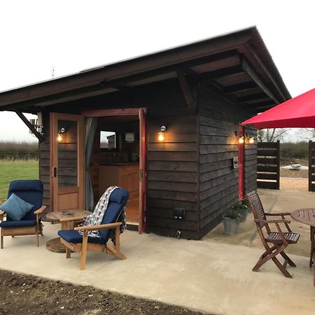 Hotel The Little Stable Corby Exterior foto